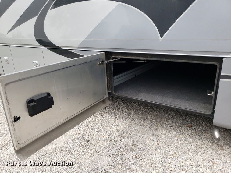 image for item DO2947 2009 Tiffin Motor Homes Allegra Bus  RV