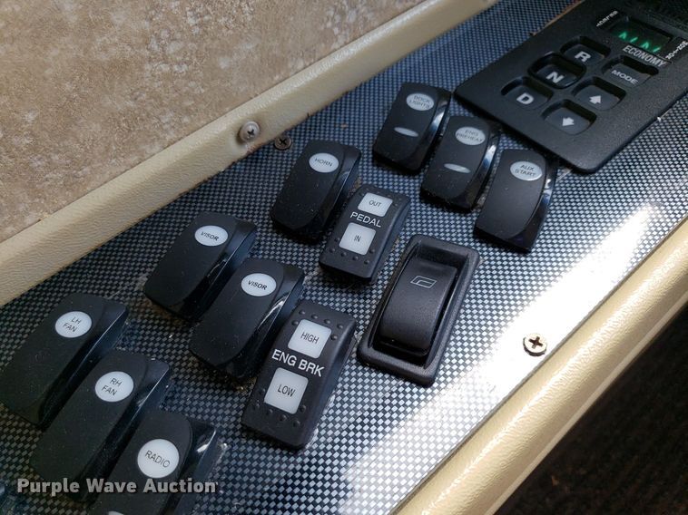 image for item DO2947 2009 Tiffin Motor Homes Allegra Bus  RV