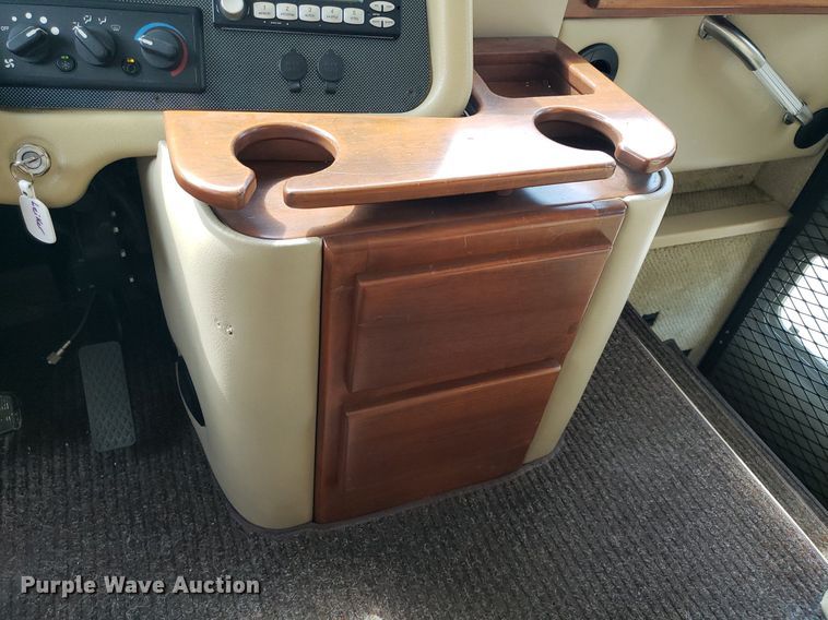 image for item DO2947 2009 Tiffin Motor Homes Allegra Bus  RV