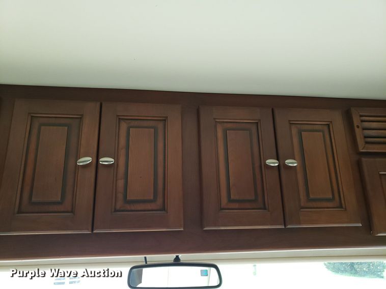 image for item DO2947 2009 Tiffin Motor Homes Allegra Bus  RV