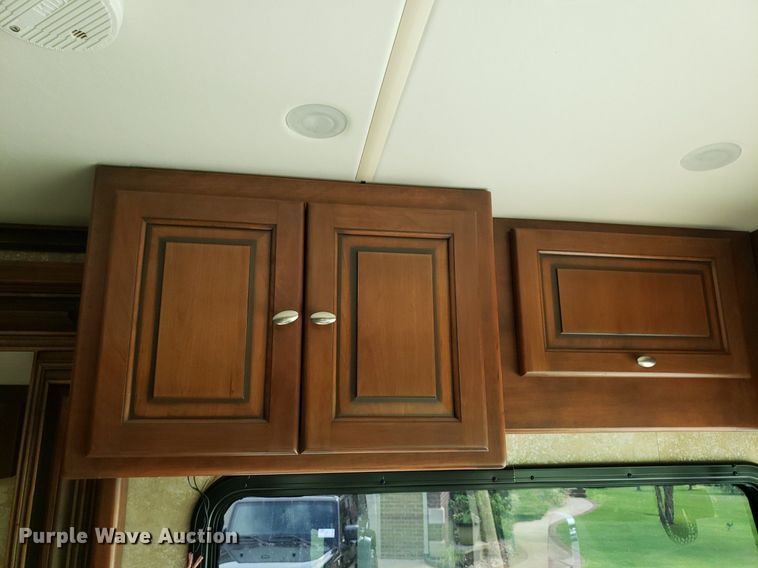 image for item DO2947 2009 Tiffin Motor Homes Allegra Bus  RV