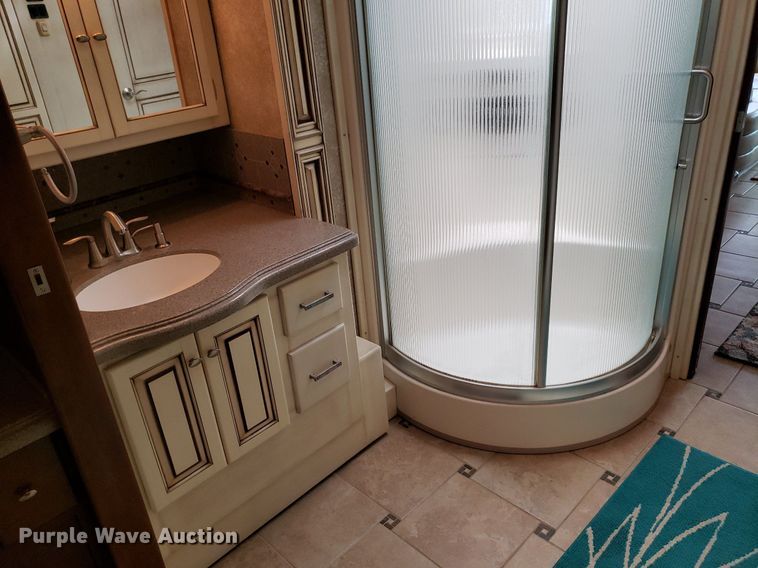 image for item DO2947 2009 Tiffin Motor Homes Allegra Bus  RV