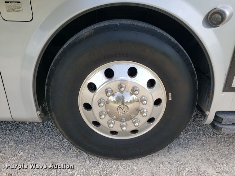 image for item DO2947 2009 Tiffin Motor Homes Allegra Bus  RV