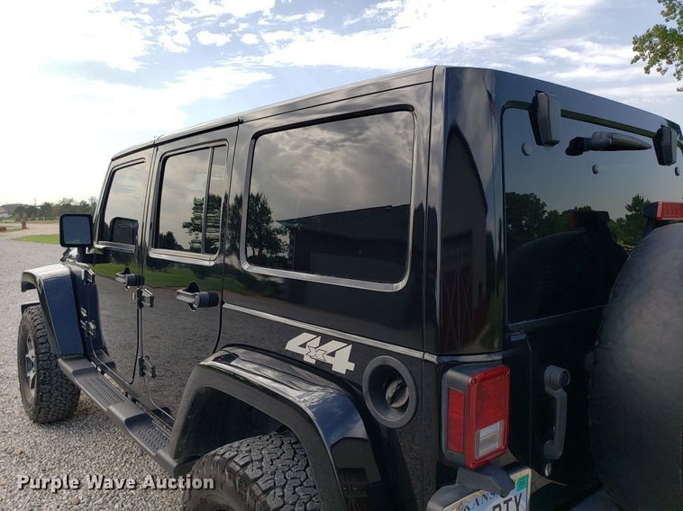 image for item DO2948 2014 Jeep Wrangler  SUV