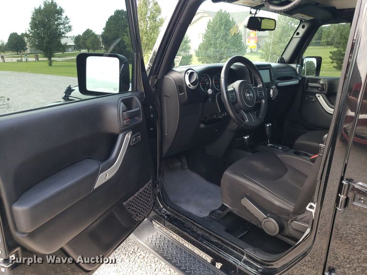 image for item DO2948 2014 Jeep Wrangler  SUV