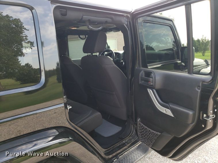 image for item DO2948 2014 Jeep Wrangler  SUV