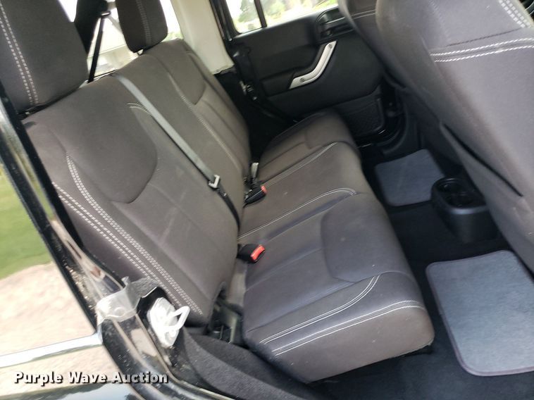 image for item DO2948 2014 Jeep Wrangler  SUV