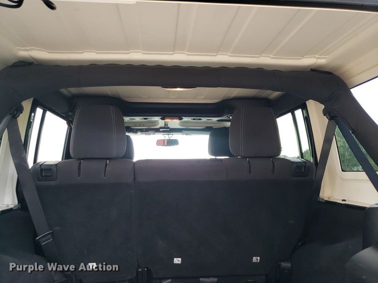 image for item DO2948 2014 Jeep Wrangler  SUV