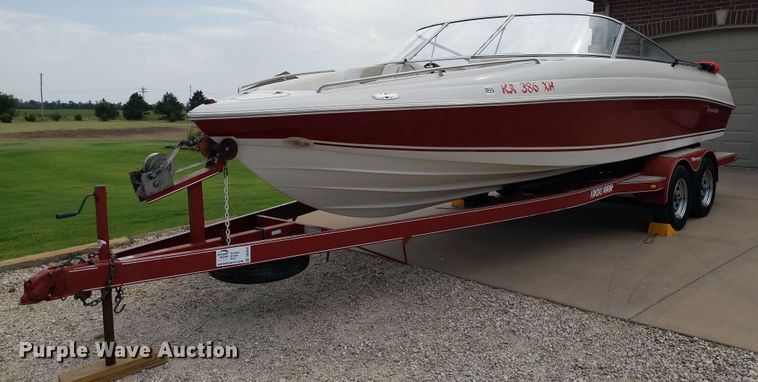 image for item DO2949 2002 Starcraft Stardeck 2410 Travis Edition  boat