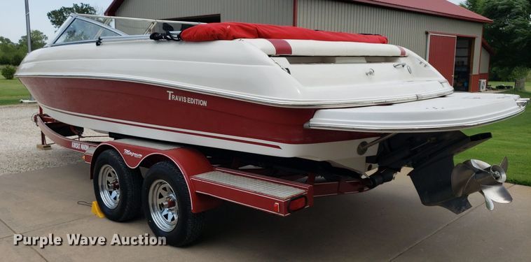 image for item DO2949 2002 Starcraft Stardeck 2410 Travis Edition  boat