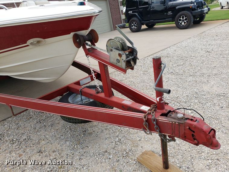 image for item DO2949 2002 Starcraft Stardeck 2410 Travis Edition  boat