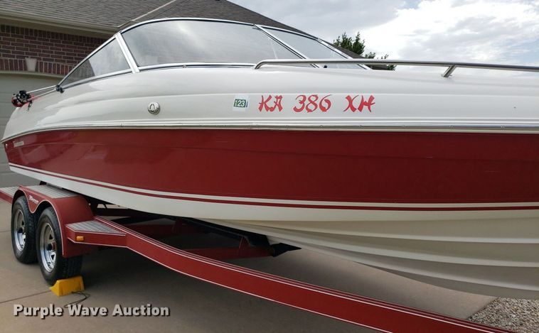 image for item DO2949 2002 Starcraft Stardeck 2410 Travis Edition  boat