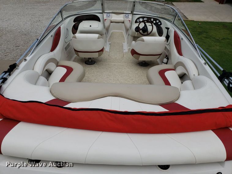 image for item DO2949 2002 Starcraft Stardeck 2410 Travis Edition  boat