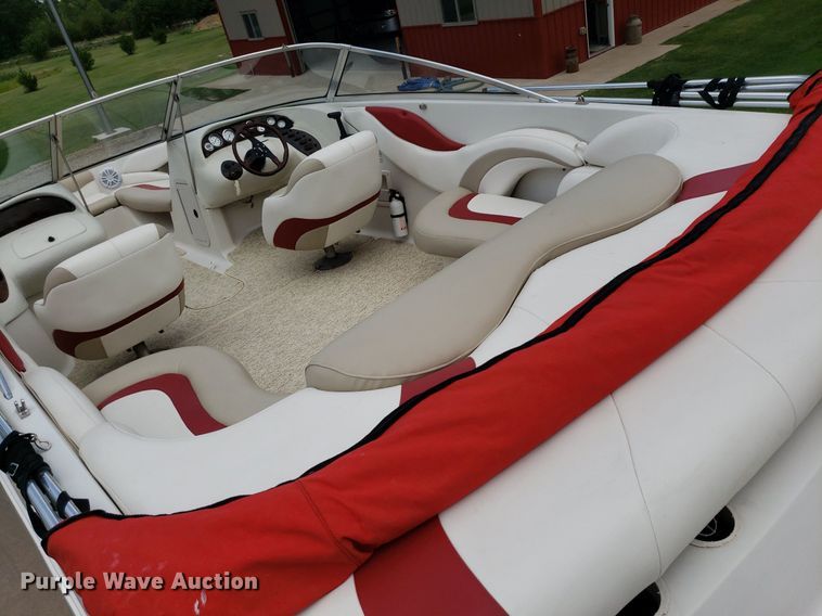 image for item DO2949 2002 Starcraft Stardeck 2410 Travis Edition  boat