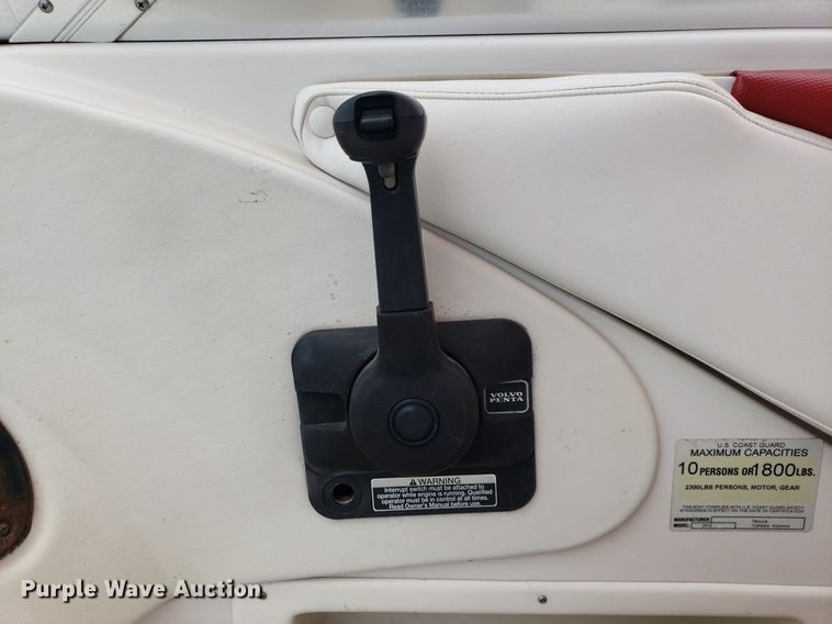 image for item DO2949 2002 Starcraft Stardeck 2410 Travis Edition  boat