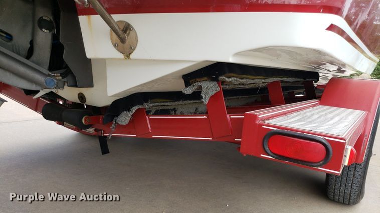 image for item DO2949 2002 Starcraft Stardeck 2410 Travis Edition  boat