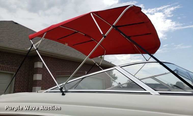 image for item DO2949 2002 Starcraft Stardeck 2410 Travis Edition  boat