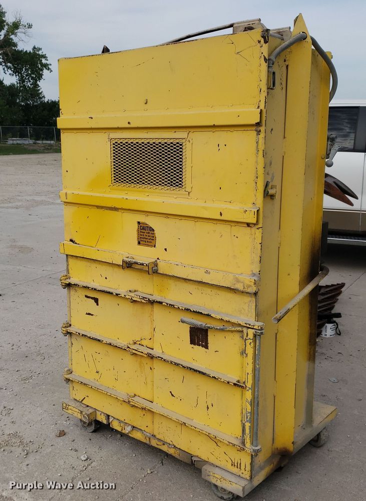 image for item DO2952 GPI Heco 2242  cardboard baler