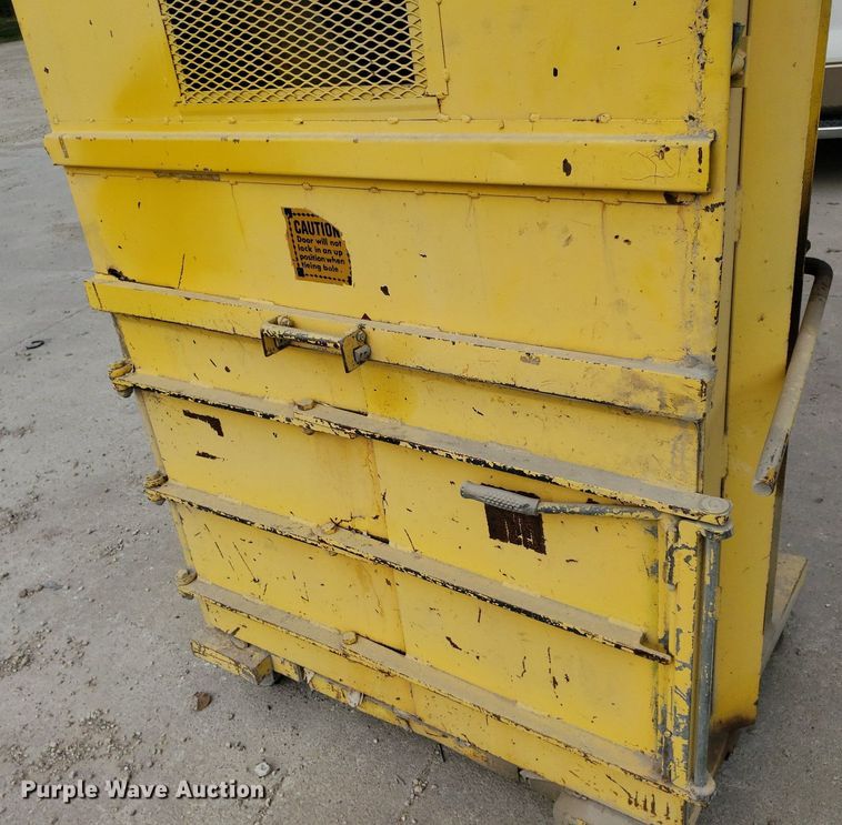 image for item DO2952 GPI Heco 2242  cardboard baler