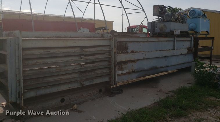 image for item DO2956 Continental Hydraulics PolyPac System Center  refuse compactor