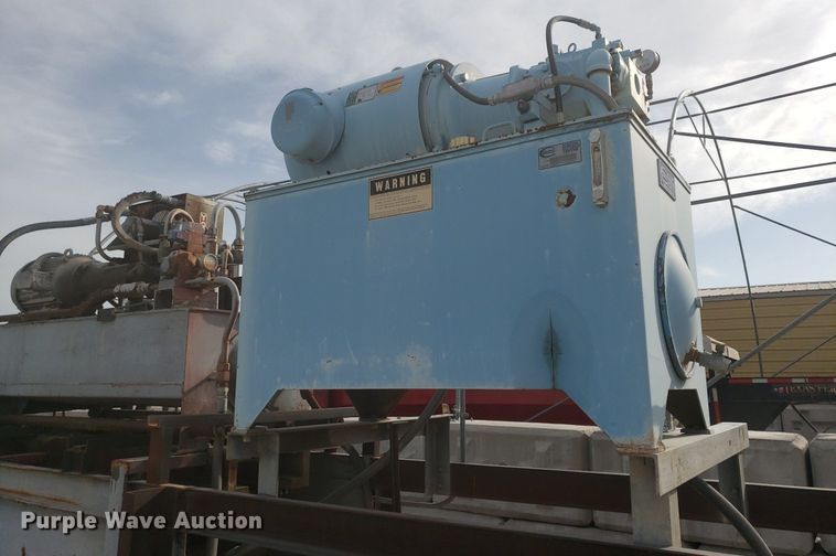 image for item DO2956 Continental Hydraulics PolyPac System Center  refuse compactor