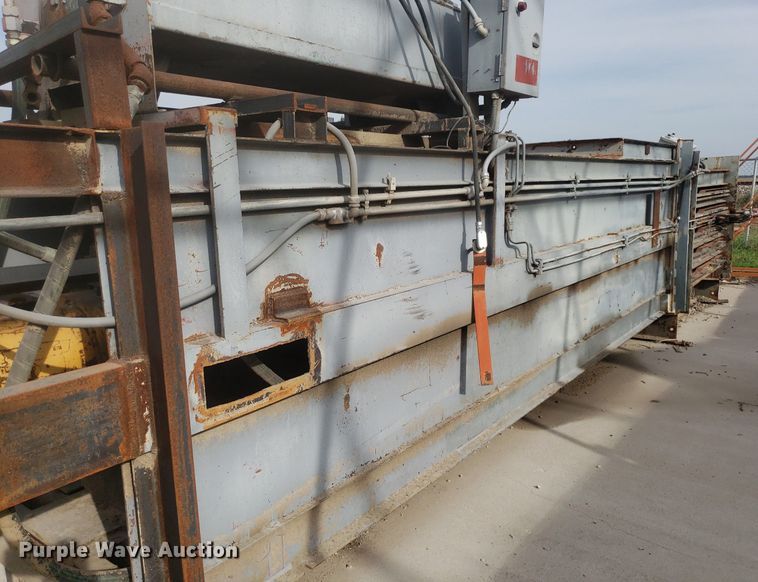 image for item DO2956 Continental Hydraulics PolyPac System Center  refuse compactor