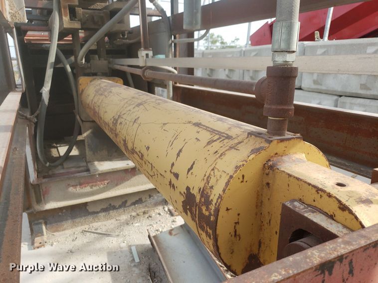 image for item DO2956 Continental Hydraulics PolyPac System Center  refuse compactor