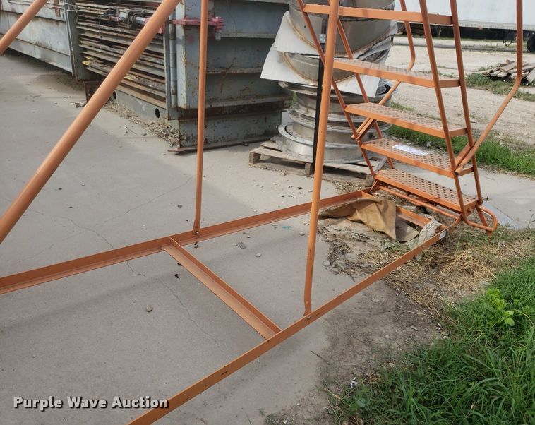 image for item DO2957 Warehouse ladder