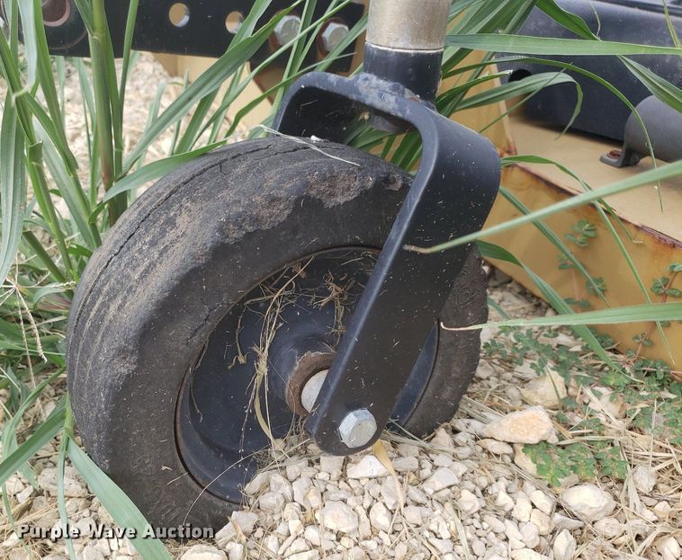 image for item DO2958 Land Pride FDR1672  finish mower