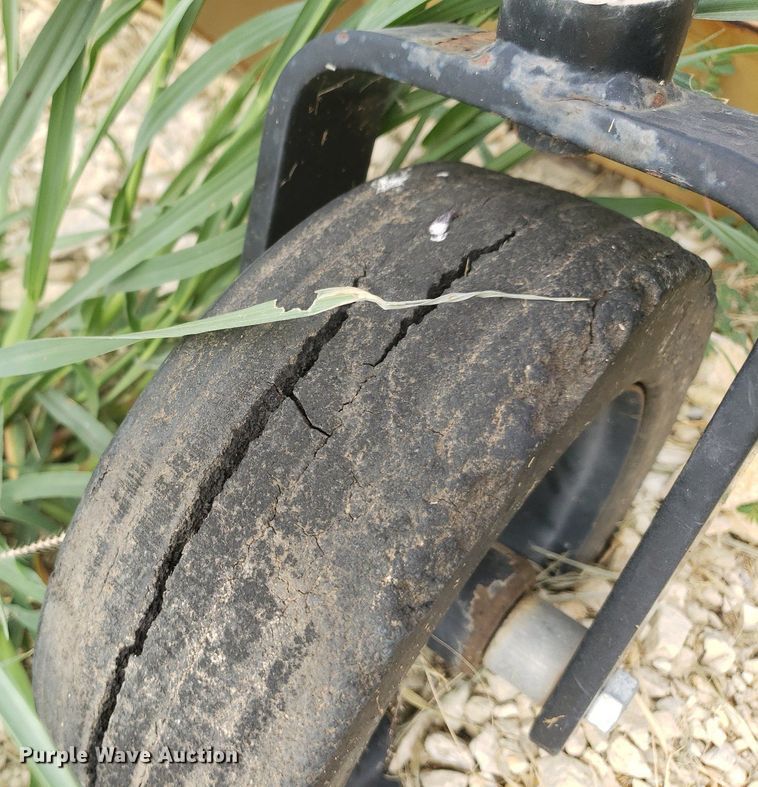 image for item DO2958 Land Pride FDR1672  finish mower