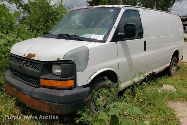 image for item DO3029 2007 Chevrolet Express 2500  van