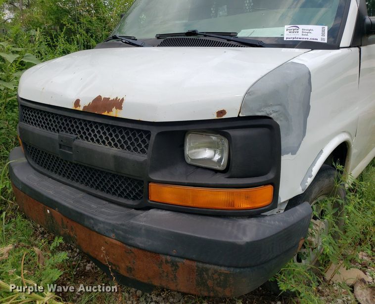 image for item DO3029 2007 Chevrolet Express 2500  van