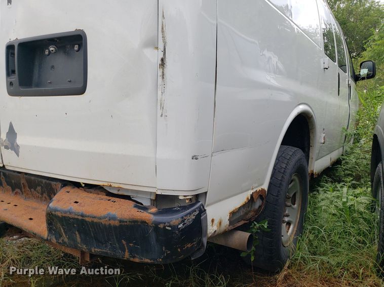 image for item DO3029 2007 Chevrolet Express 2500  van