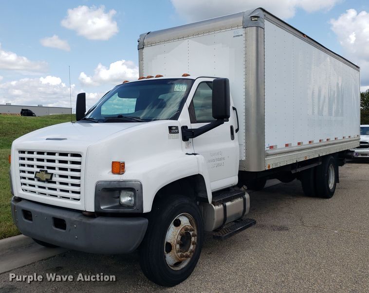 image for item DO3030 2006 Chevrolet C6500  box truck