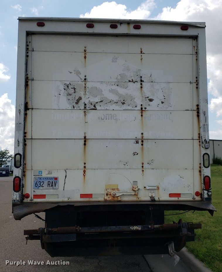 image for item DO3030 2006 Chevrolet C6500  box truck