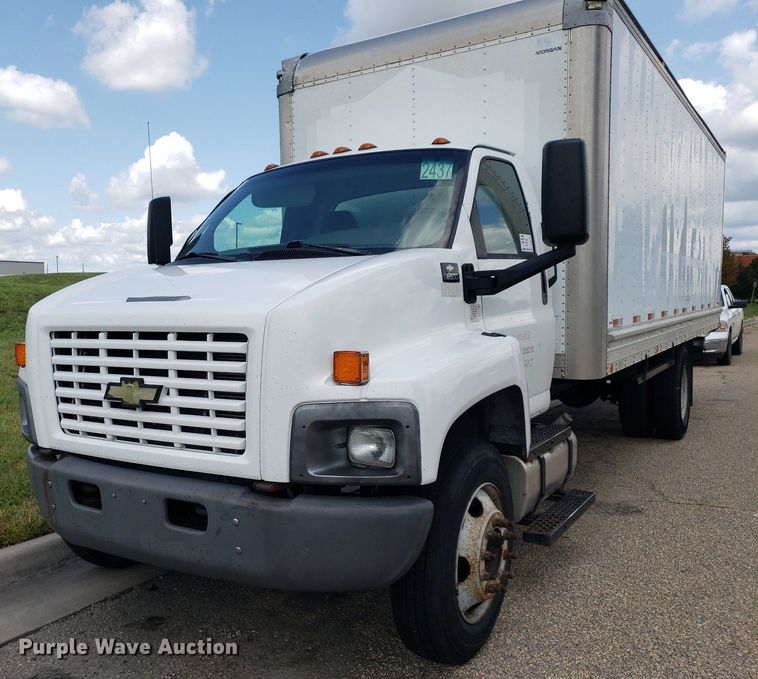 image for item DO3030 2006 Chevrolet C6500  box truck
