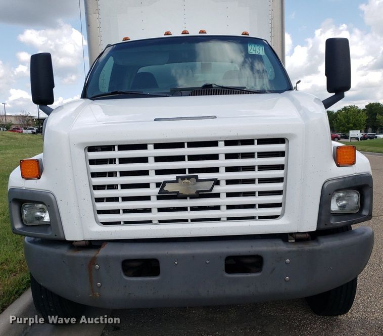 image for item DO3030 2006 Chevrolet C6500  box truck