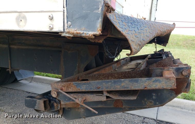 image for item DO3030 2006 Chevrolet C6500  box truck