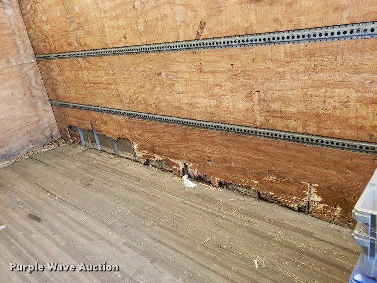 image for item DO3030 2006 Chevrolet C6500  box truck