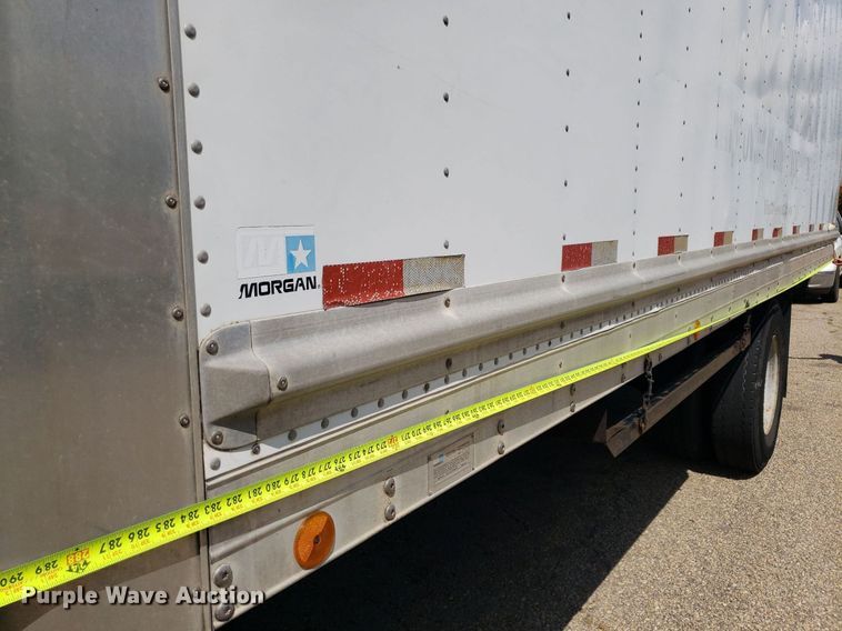 image for item DO3030 2006 Chevrolet C6500  box truck