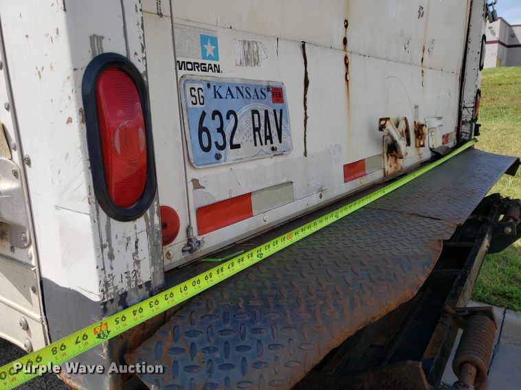 image for item DO3030 2006 Chevrolet C6500  box truck