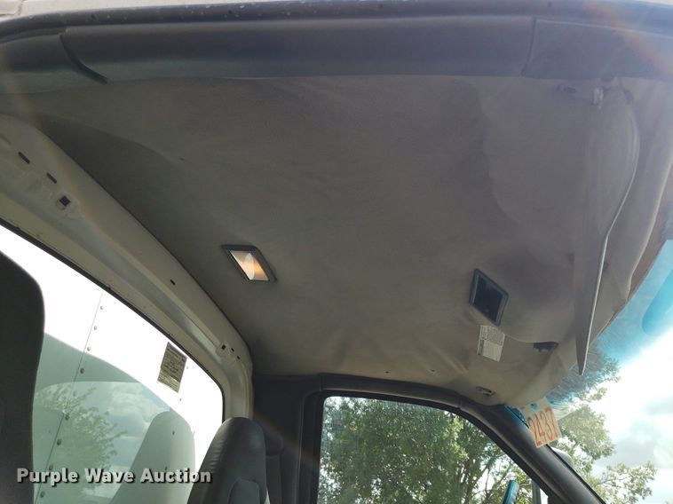 image for item DO3030 2006 Chevrolet C6500  box truck