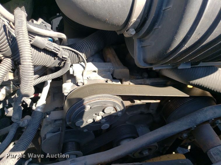 image for item DO3030 2006 Chevrolet C6500  box truck