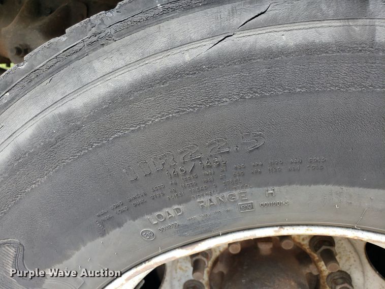 image for item DO3030 2006 Chevrolet C6500  box truck