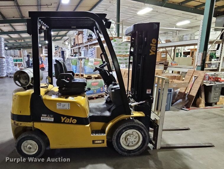 image for item DP2300 Yale GLP040MXNEAE084  forklift