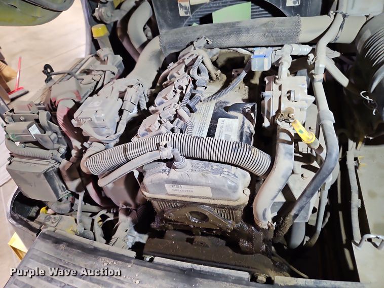 image for item DP2301 Yale GLP040MXNEAE084  forklift