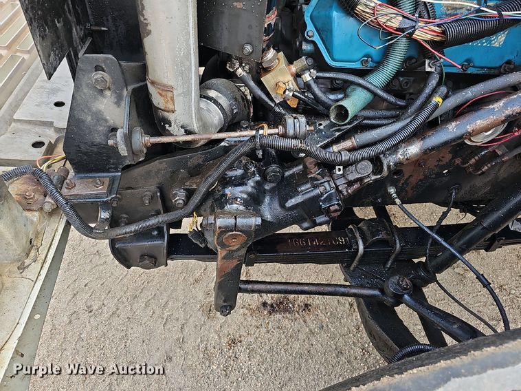 image for item DQ0093 2001 International 4700  septic truck