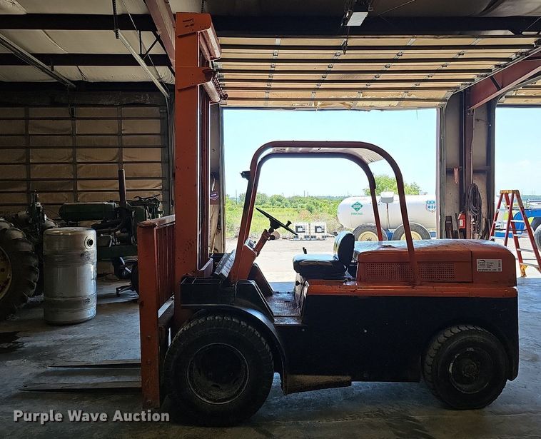 image for item DQ0115 Hyster H80B  forklift