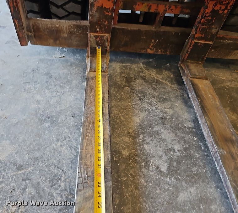 image for item DQ0115 Hyster H80B  forklift