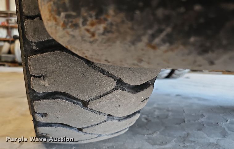 image for item DQ0115 Hyster H80B  forklift